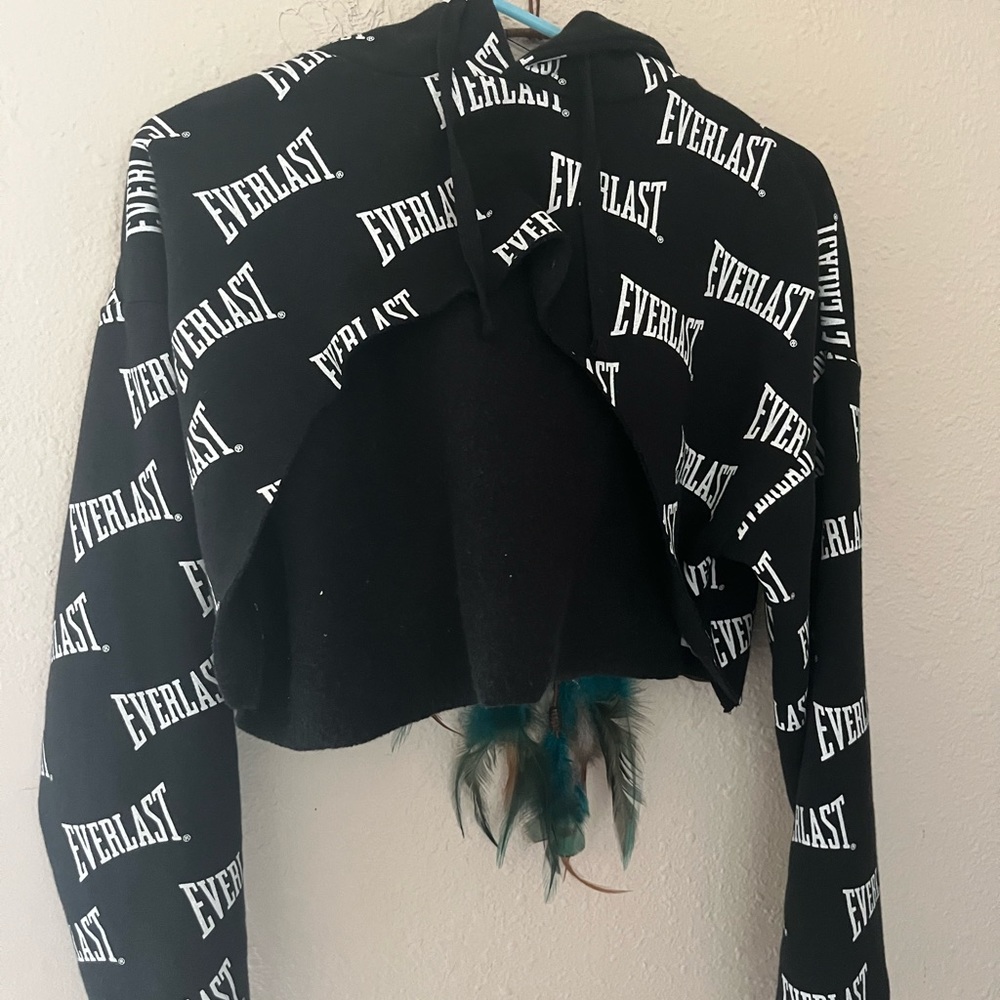 Small cropped everlast hoodie